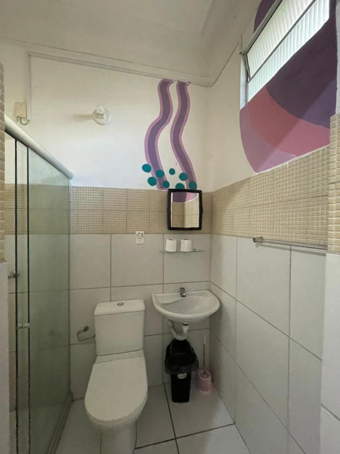 Porto Das Palmeiras Hostel Сальвадор Экстерьер фото